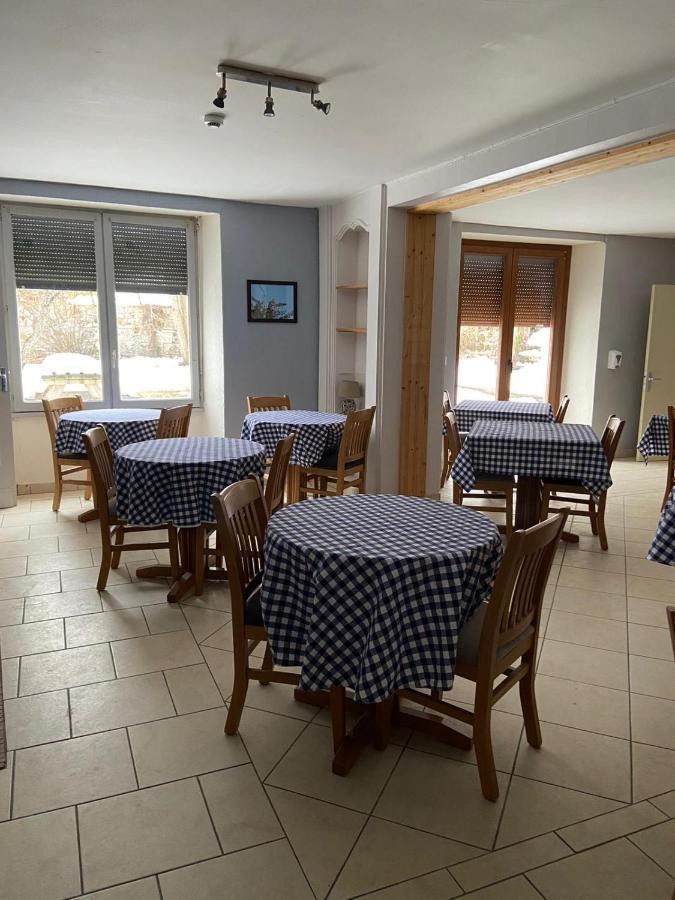 Chez Herve Le Chatelet La Chaux Neuve Exteriör bild